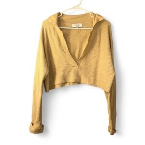 L'Academie V-Neck Cropped Sweater